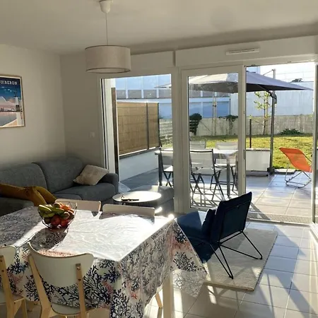 A 350 Metres De La Grande Chez Lena Quiberon
