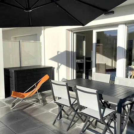 Apartment A 350 Metres De La Grande Chez Lena